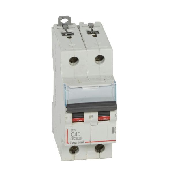 Magnetotérmico DX³ 6000/10kA - 2P - 230/400V~ - 40A - curva C