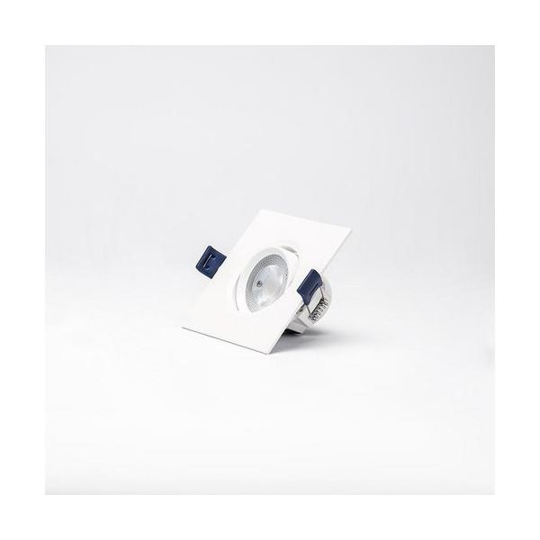 MINI DOWNLIGHT ORIENTABLE 7W CUADRADO BLANCO FRO 90